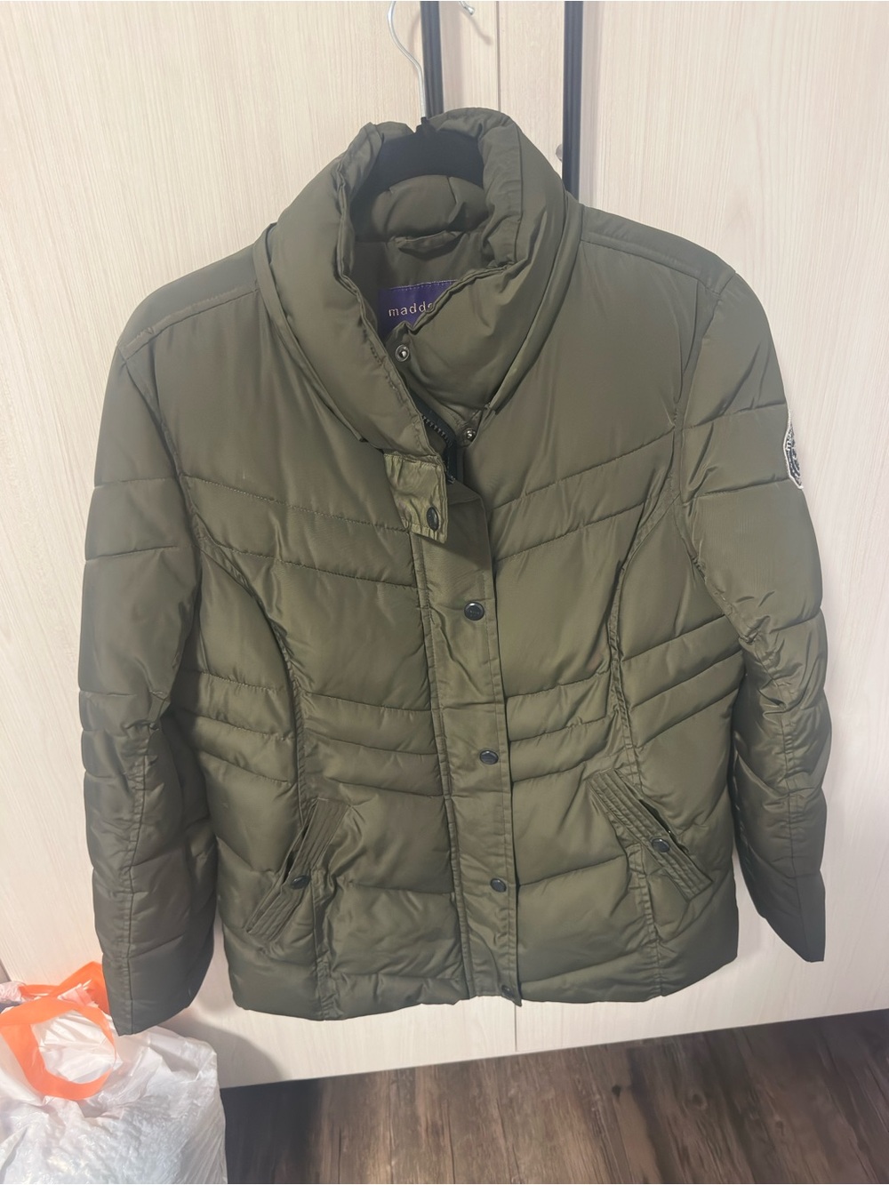 Fall Olive Puffer Jacket - Women